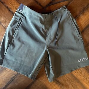 Nobull men’s medium woven shorts army green